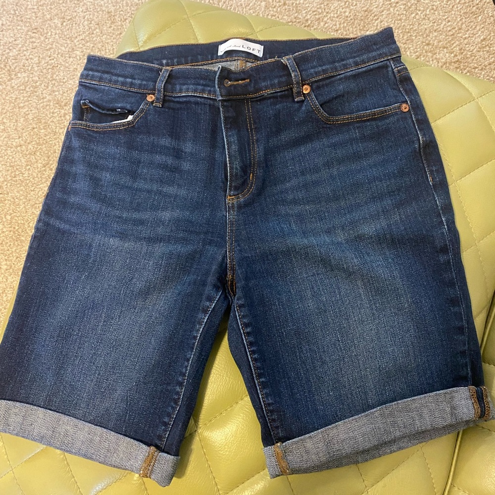 Loft - Ladies Jean Shorts - Size 8 - Picture 1 of 4